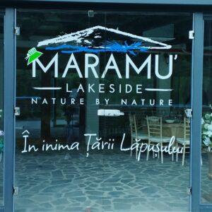 Inscripționare pe sticlă Maramu Lakeside